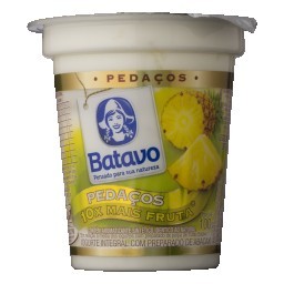 Iogurte Líquido Pedaços de Abacaxi Integral BATAVO Copo 100g