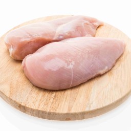 Filé de peito de frango sem osso e sem pele resfriado Kg